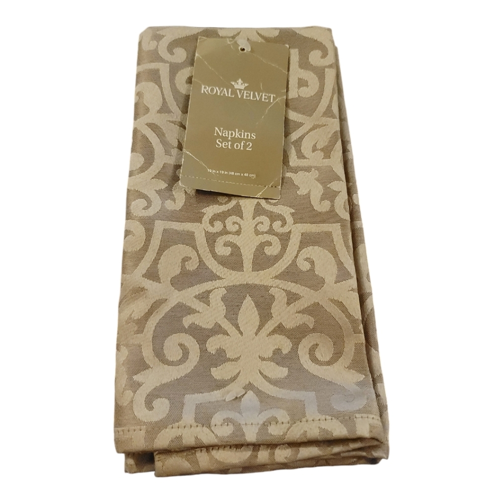 Royal Velvet cloth napkins
